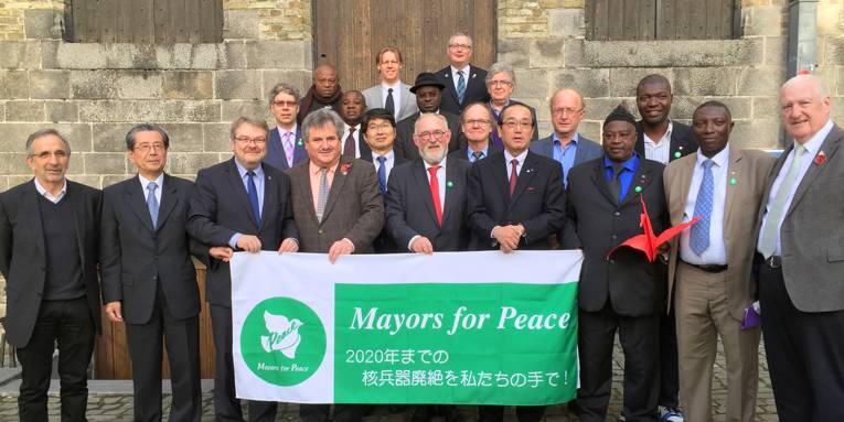 Teilnehmer der 9. Executive Conference der Mayors for Peace in Ypern/Belgien