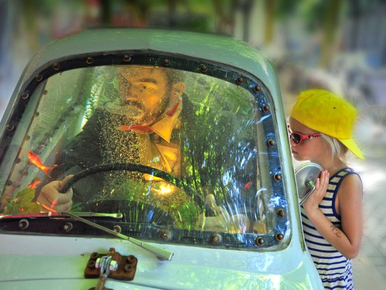 Ob Kleinkunst, Comedy, Akrobatik, Musik oder Puppenspiel – beim Kleinen Fest kommen alle Gäste auf ihre Kosten