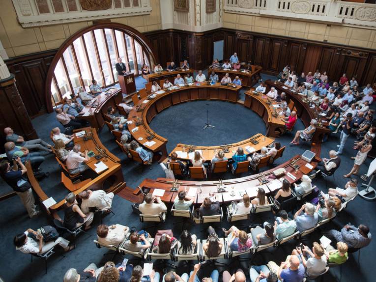 Migrationskonferenz im Hodlersaal im neuen Rathaus