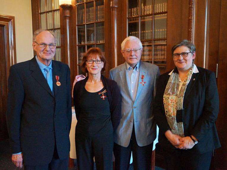 Hans-Jürgen Reinecke, Christiane Winter, Dr. Uwe Reinhardt und Sabine Tegtmeyer-Dette 