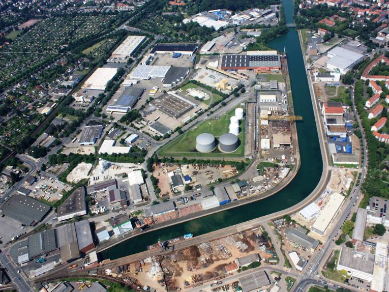 Luftbild vom Lindener Hafen aus dem Jahr 2008