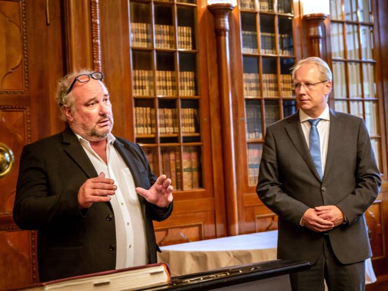 Waspo 98-Präsident Bernd Seidensticker und Oberbürgermeister Stefan Schostok