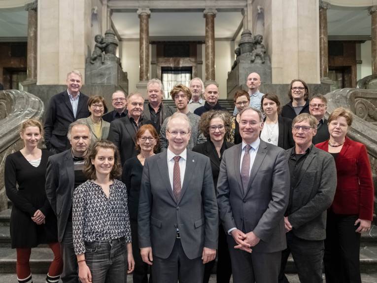 Die Mitglieder des Kulturrats und Oberbürgermeister Stefan Schostok