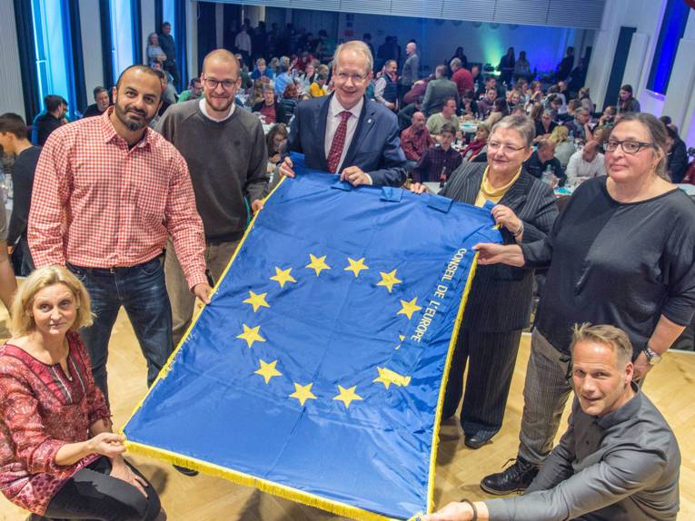 Andrea Imker, Sharam Oskuoi, André Golinski, OB Stefan Schostok, Marlene Rupprecht (Ehrenmitglied der Parlamentarischen Versammlung des Europarates), Astrid Bennewitz und Marco Leitschuh