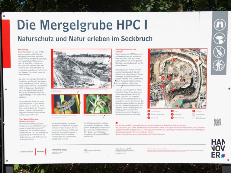 Informationstafel zur Mergelgrube Misburg. 