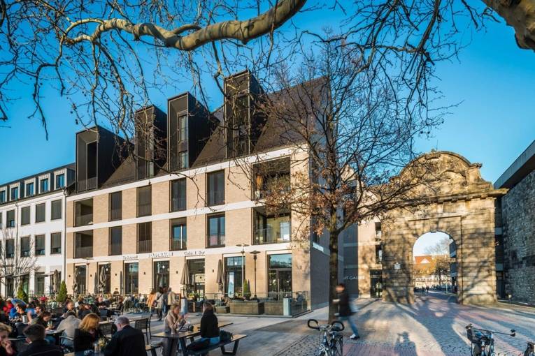 Neues Wohngebäude Am Hohen Ufer mit großer Terrasse