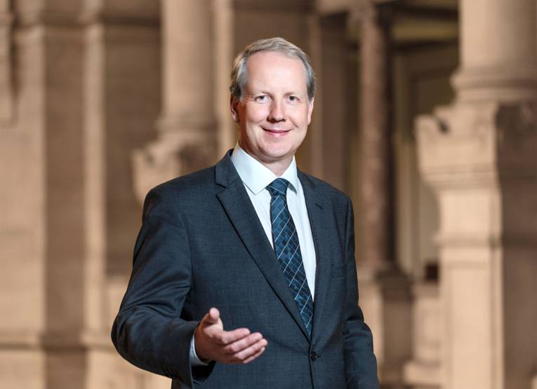 Oberbürgermeister Stefan Schostok