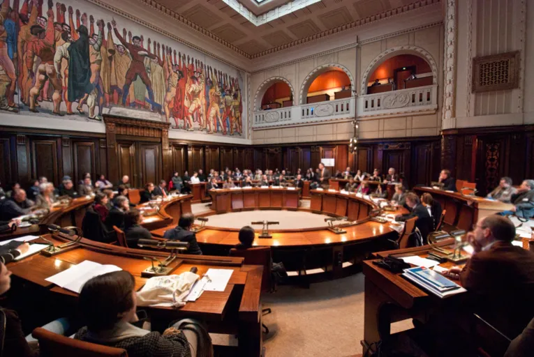 Sitzung im Hodlersaal