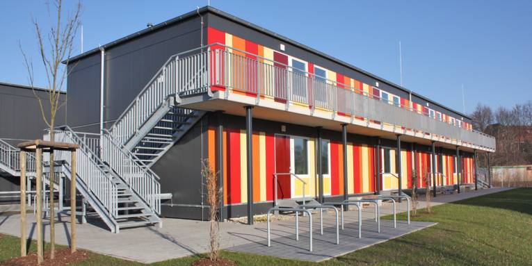 Modulbauanlage von außen. 