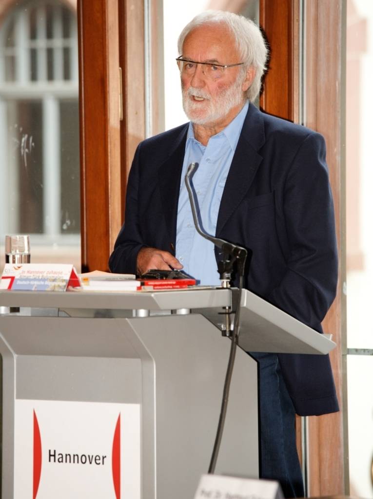 Professor Dr. Hartmut Griese während seines Vortrags