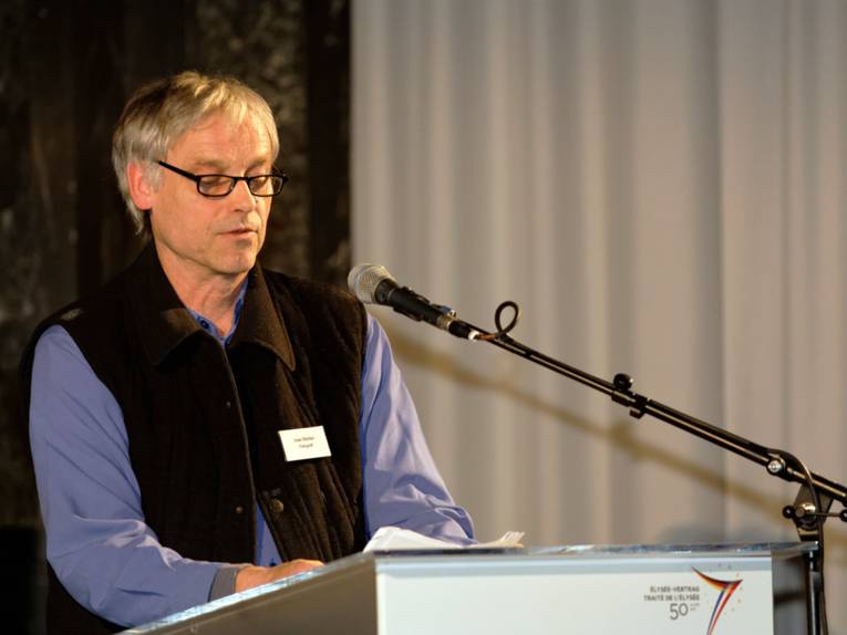 Der hannoversche Fotograf Uwe Stelter am Rednerpult