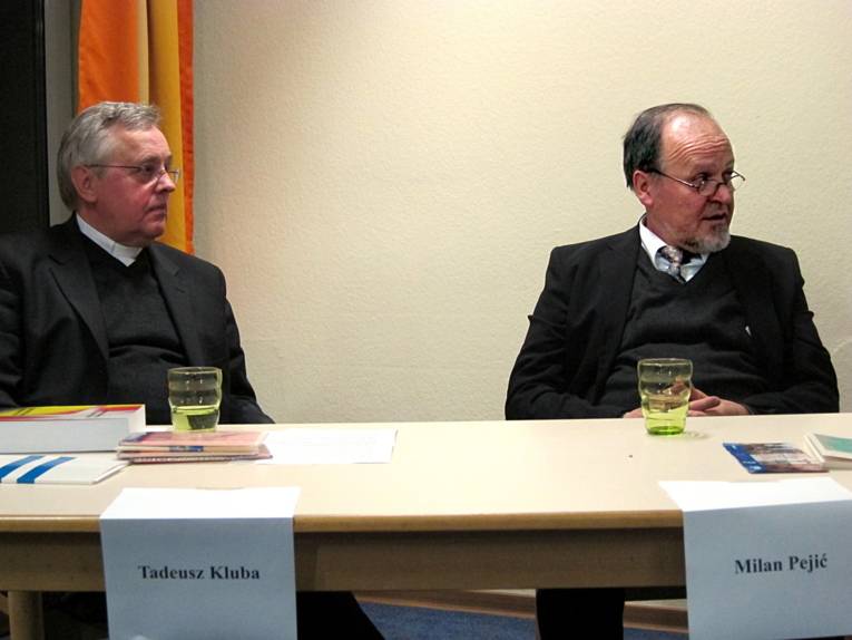 Bilder von der Veranstaltung „Christliche Migrationsgemdinen in Hannover“ am 12.12.2012 in der Reihe „Migration & Religion“
