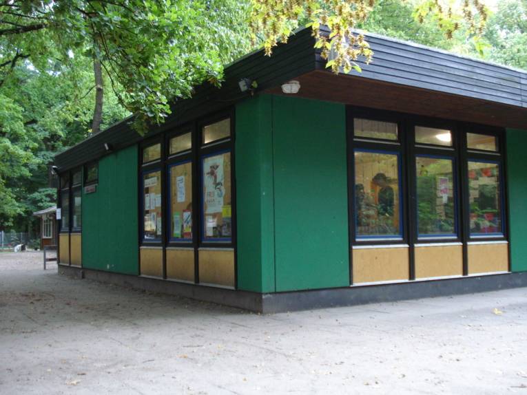 Außenaufnahme vom erlebnishof Wakitu (Spielhaus)