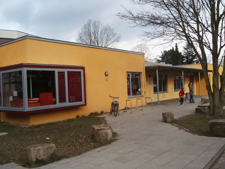 Außenaufnahme des Kinder- und Jugendhauses Hainholz