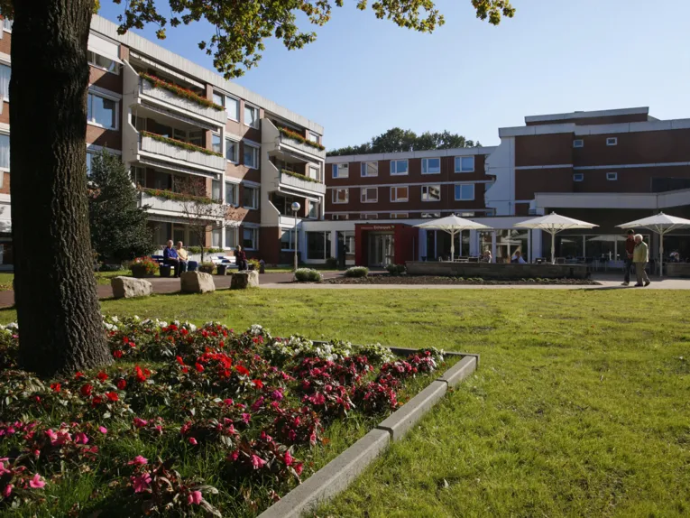 Der Eingang zum Altenzentrum Eichenpark