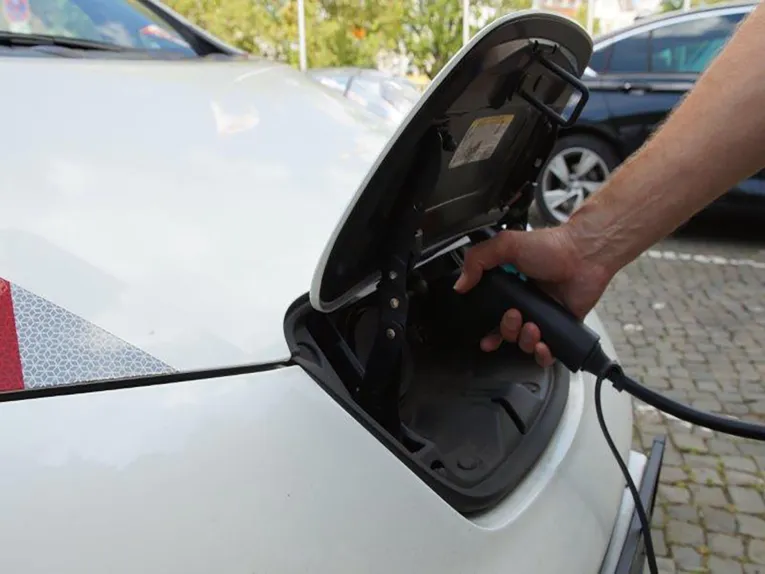 Tanken eine Elektroautos