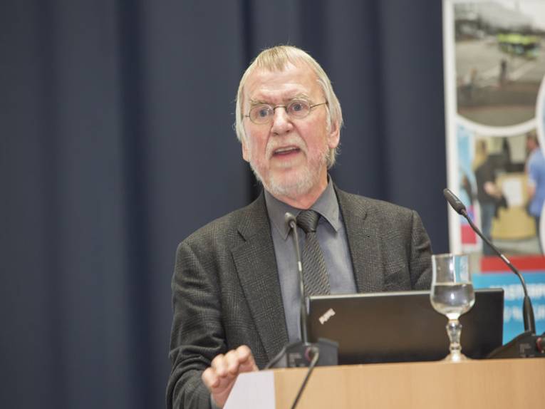 Dr. Hans-Joachim Ziesing