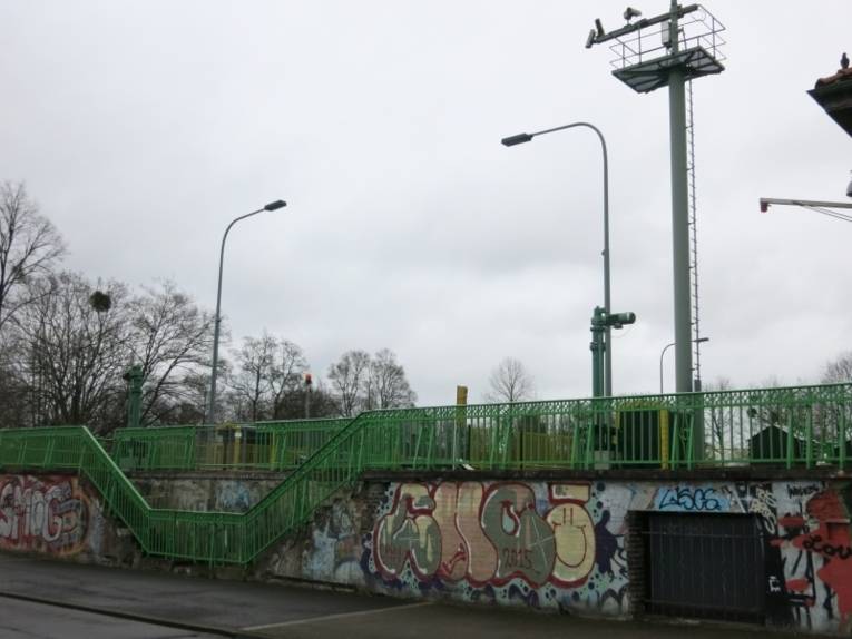 Schleuse am Stichkanal Limmer