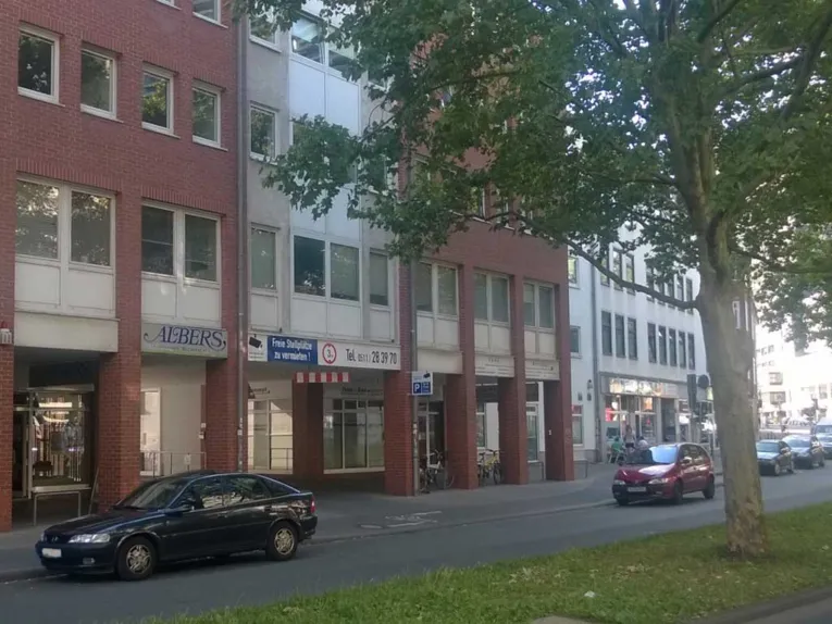 Hauseingang in der Blumenauer Straße