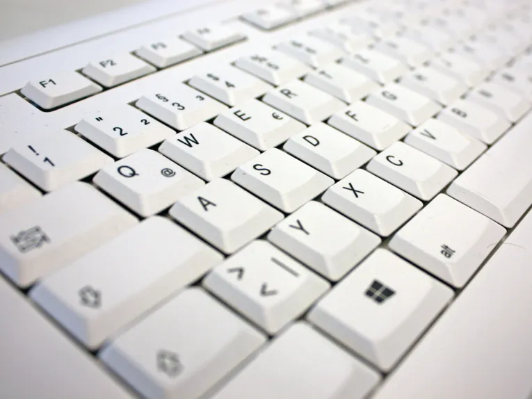 Symbolbild - Download = Tastatur