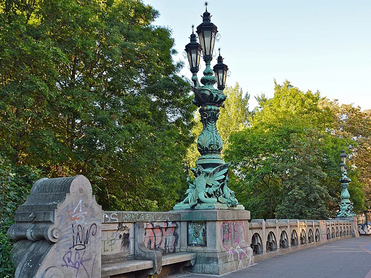 Brücke
