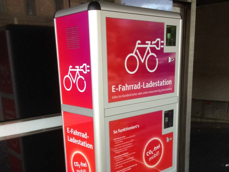 E-Fahrradladestation