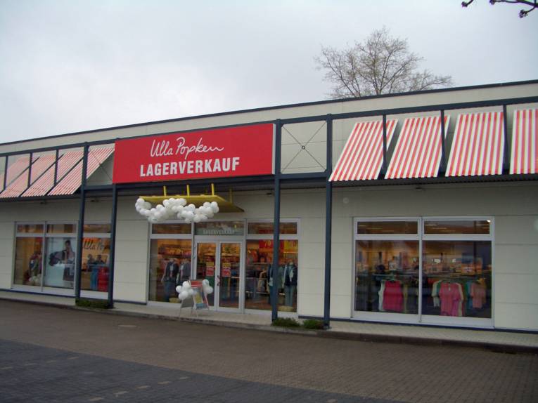 Foto: Der Fabrikverkauf von Ulla Popken in Isernhagen.