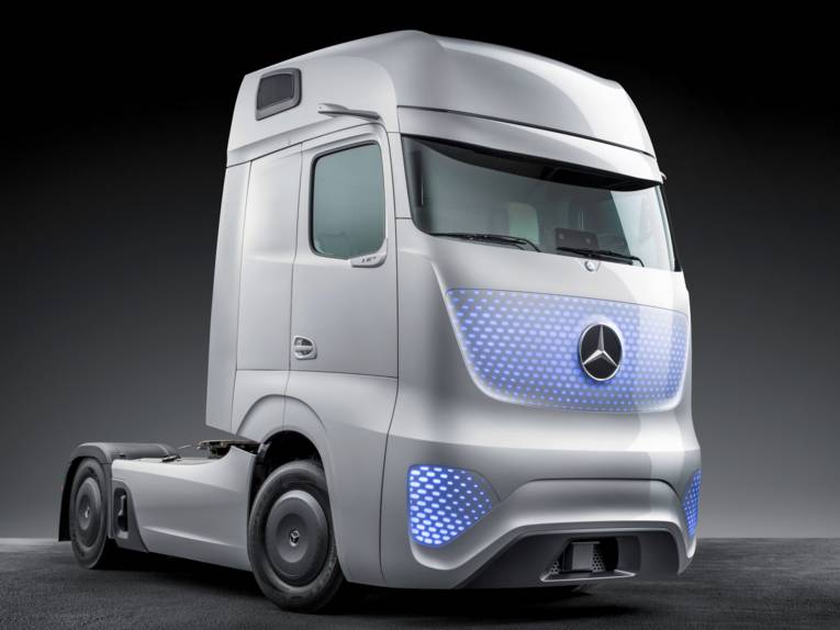 Futuristischer LKW