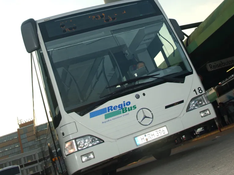 Bus