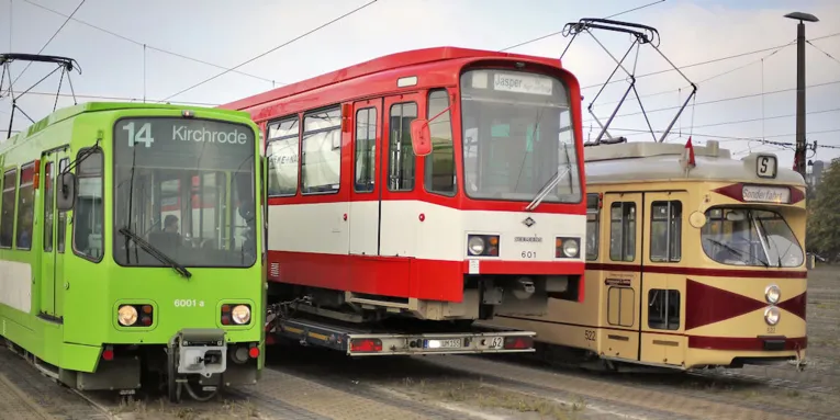 Drei unterschiedliche Straßenbahnen
