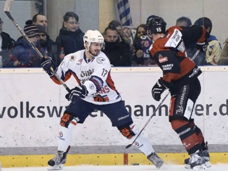 Die Hannover Scorpions und die Hannover Indians treffen im Eishockey-Derby aufeinander.