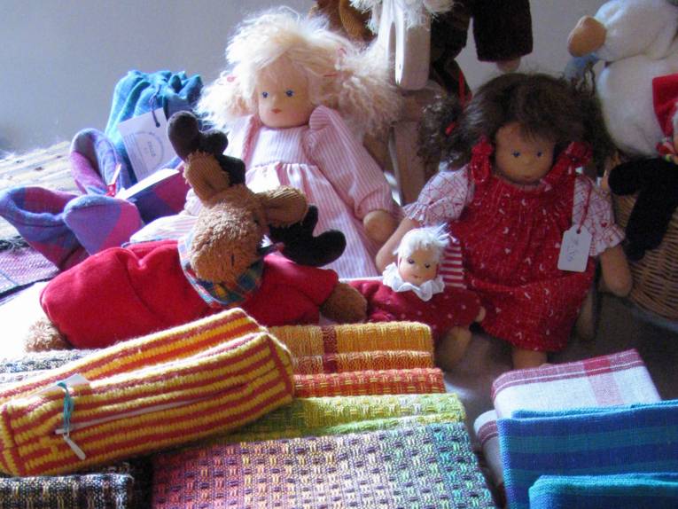 Puppen und Handgewebtes