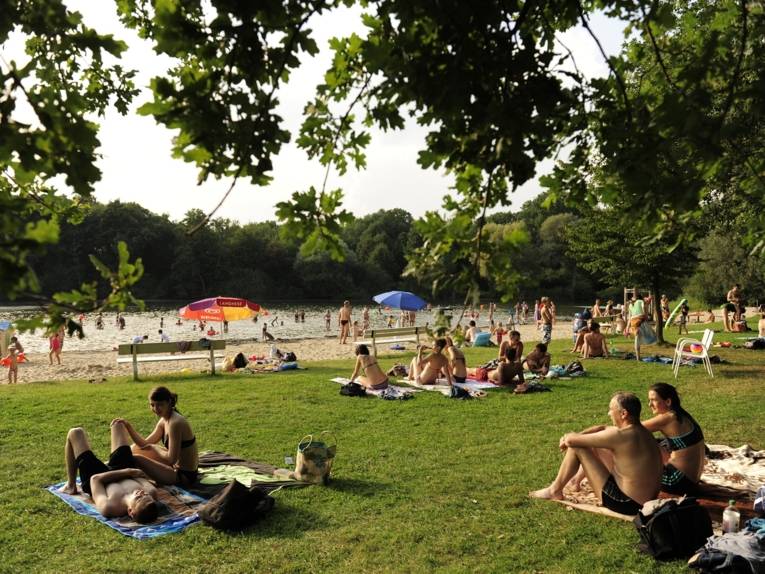 Baden in den Ricklinger Kiesteichen