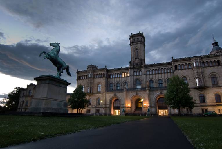 Leibniz Universität