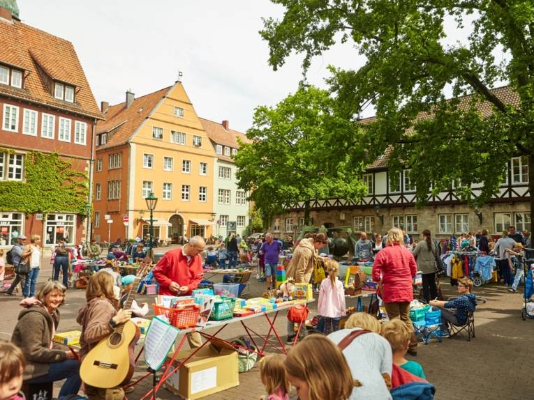 Altstadt-Kinder­floh­markt