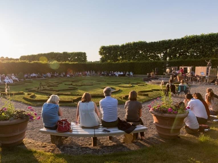 Das Konzert NATURALE im Rokokogarten des Großen Garten Herrenhausen