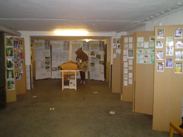 Nachbau eines Pestsarges