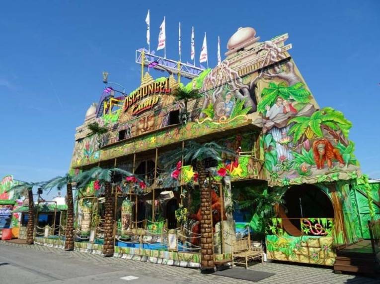 Laufgeschäft von außen. 