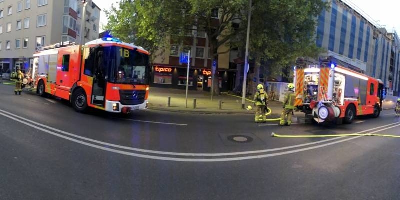 Eine Wohnung brennt in Hannover Mitte