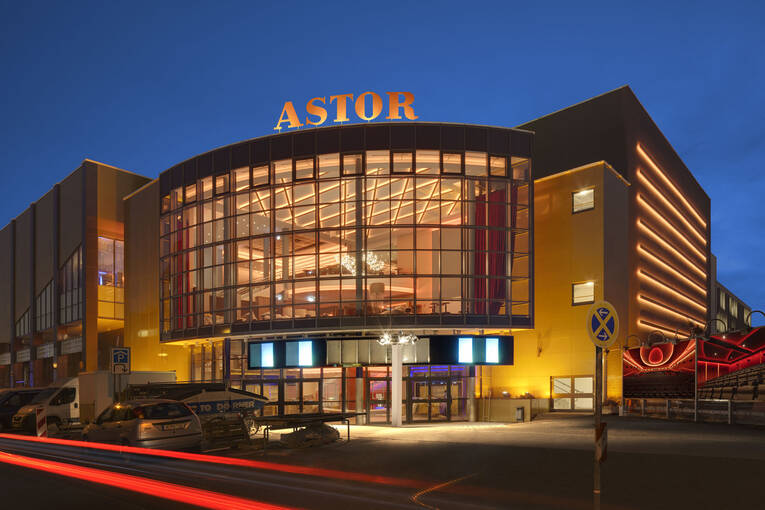Astor Grand CInema Winter 2015 2015 Erlebnispakete HMTG